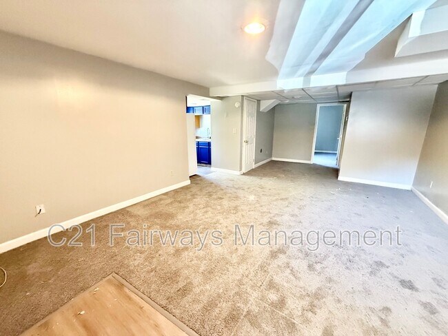 Foto del edificio - 2580 Pitcairn Rd