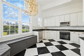 Building Photo - 1735 Peachtree St NE