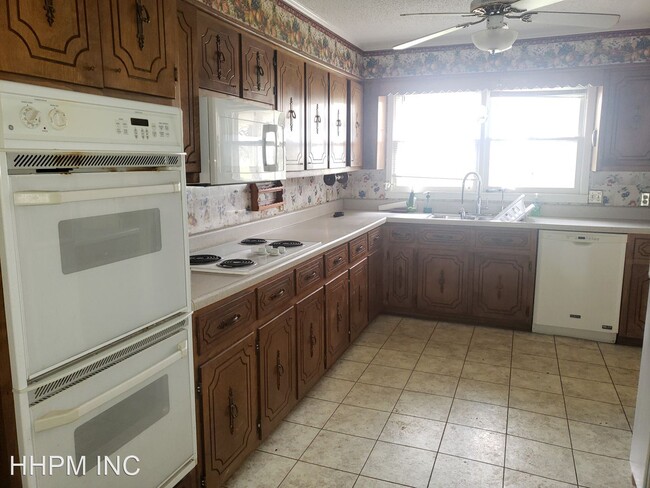 Building Photo - 3 br, 3 bath House - 25465 County Road 14