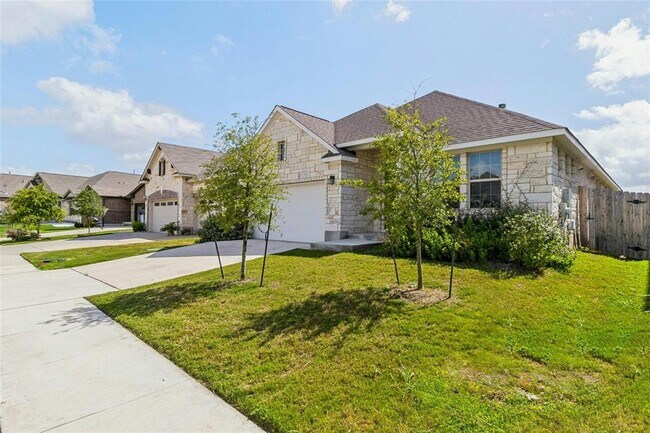Building Photo - 420 Blue Oak Blvd