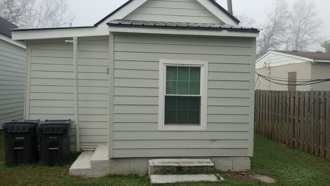 Foto del edificio - 1920 Walker St