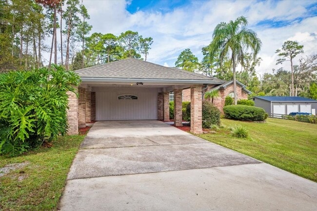 Foto del edificio - Beautiful 4BR Home with Fireplace, Screene...