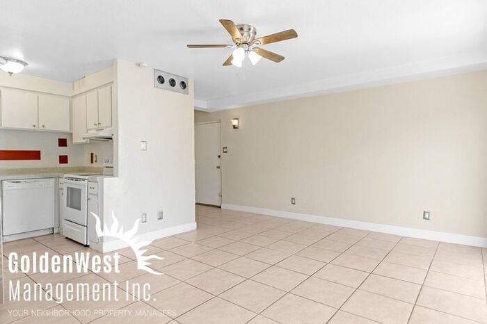 Primary Photo - Fantastic 1Bdm 1Ba Midtown Condo Near Ligh...