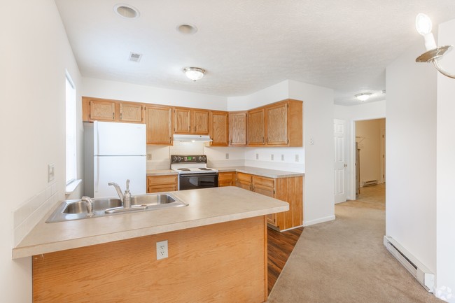 Building Photo - 4180 Pine Drive