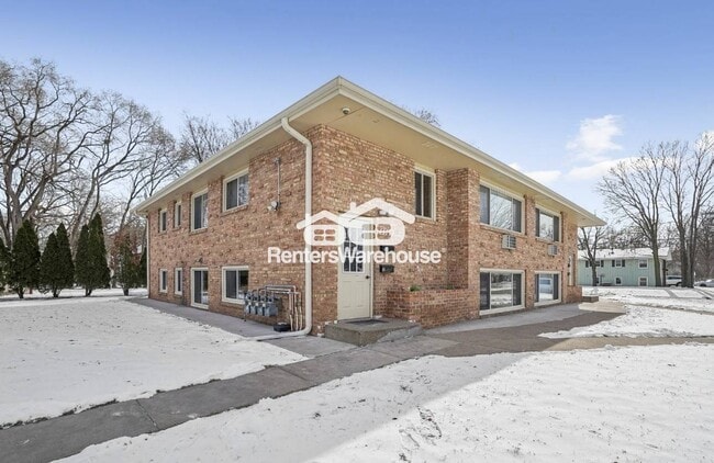 Foto del edificio - 5500 N Bryant Ave