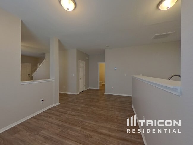 Foto del edificio - 8345 Ainsworth St