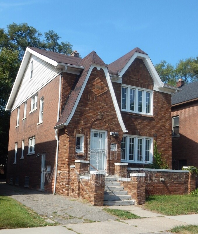 Foto principal - 17201 Quincy St