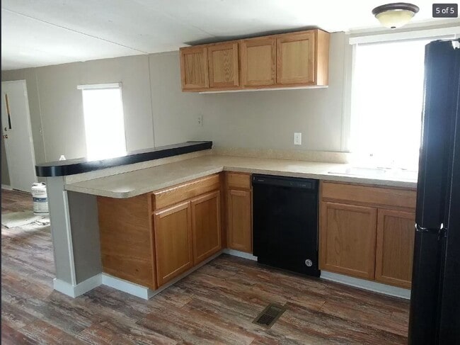 Building Photo - 2836 Ruth Dr