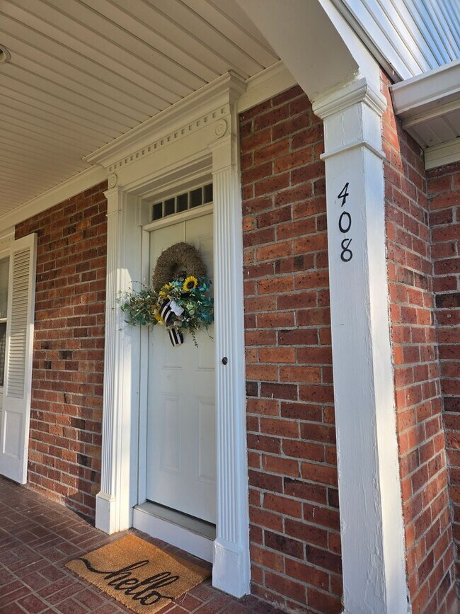 Foto del edificio - Premium Listing: Historic Estate + Acreage — Lamar’s Crown Jewel