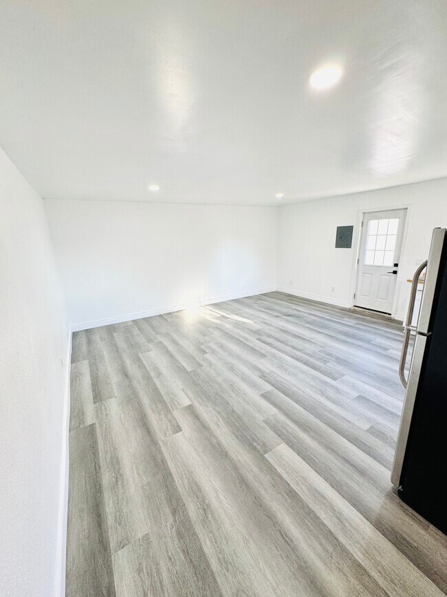 Foto del edificio - 525 Sycamore Pl