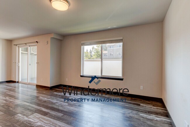 Foto del edificio - 2 Bedroom 2 Bath Condo in Summerwind Community