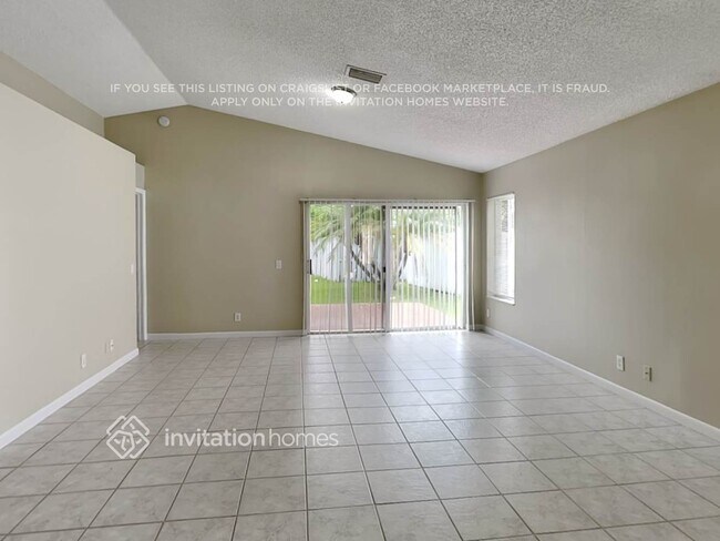 Foto del edificio - 1586 Mira Vista Cir
