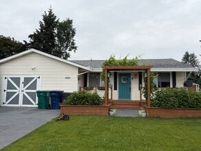 Building Photo - 5301 142nd Pl NE