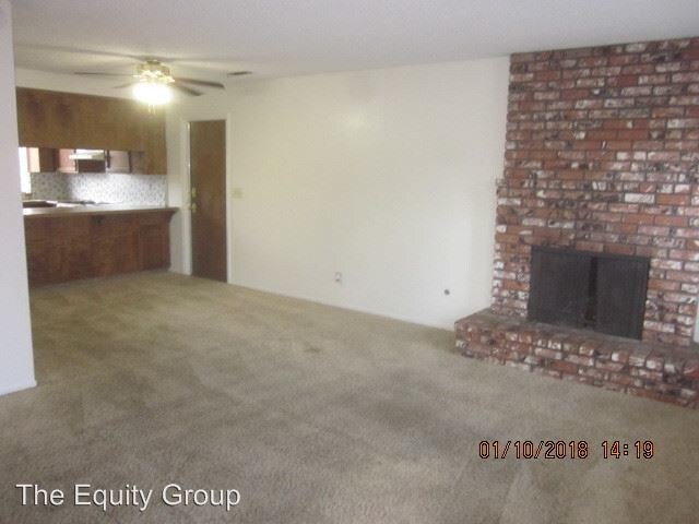 Building Photo - 1745 S Regina St