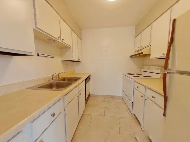 Foto del edificio - 4630 Picturesque Ct
