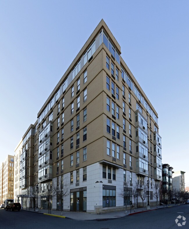 The Sutton at Liberty Harbor Apartments in Jersey City, NJ