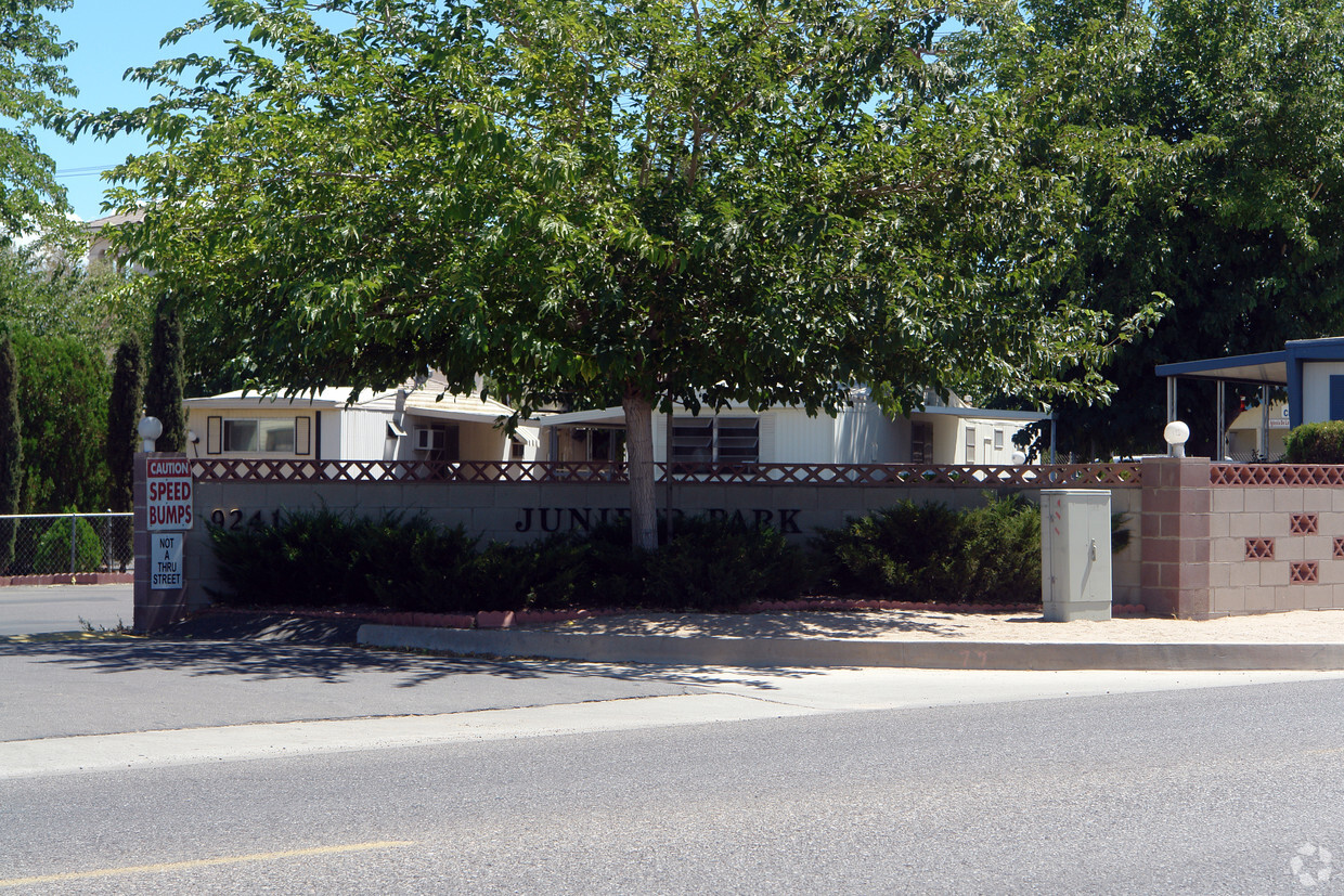 Primary Photo - Juniper Senior Park