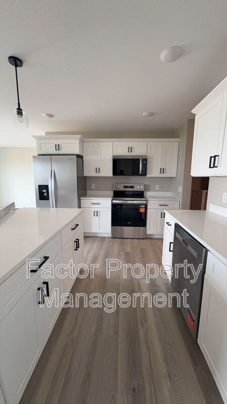 Foto del edificio - 3212 Scotch Ln