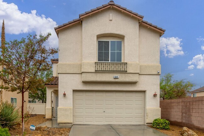 Foto del edificio - NW 3 bedroom with paver patio