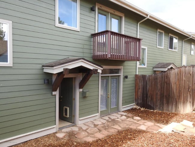 Photo - 1415 E Payton Way Townhome