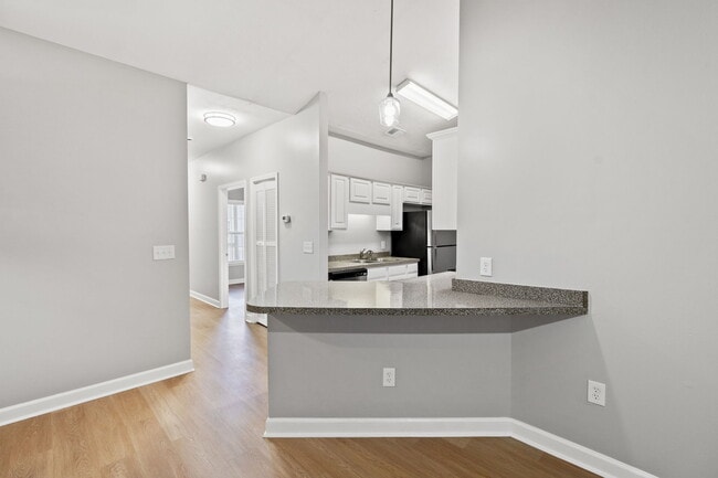 Building Photo - 112 Westhaven Dr