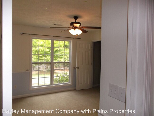 Foto del edificio - 3 br, 2 bath House - 106 Oak Park Drive