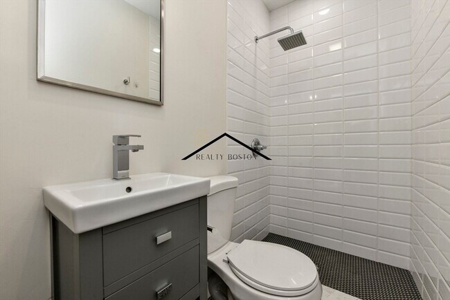 Foto del edificio - 130 Bremen St