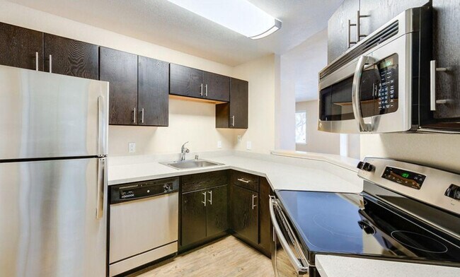 Foto del edificio - 2717 S Norfolk St