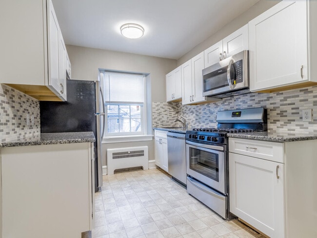 All Stainless Appliances - 709 N Broom St