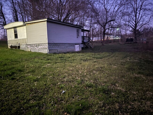 Building Photo - 90 Palm Rd