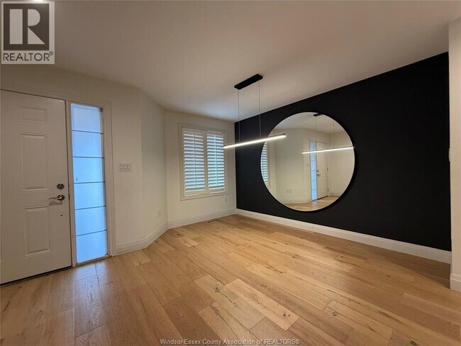 Photo du bâtiment - 1520 Skinner St