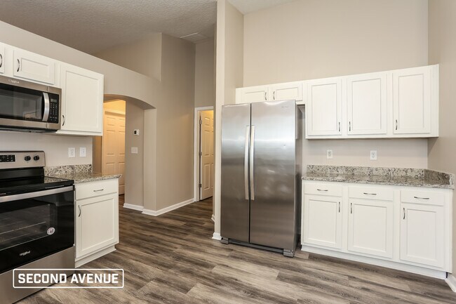 Foto del edificio - 10659 Sandy Oaks Dr