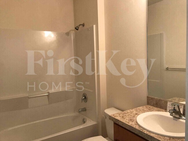 Foto del edificio - 629 SW 25th Terrace