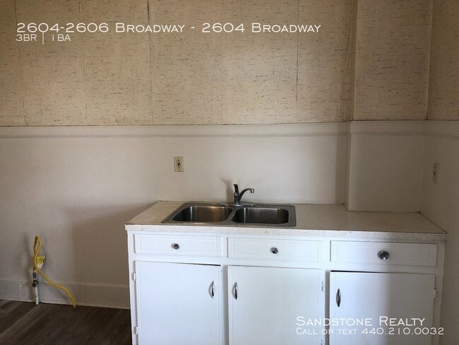 Foto del edificio - Roomy 3 Bedrooms!