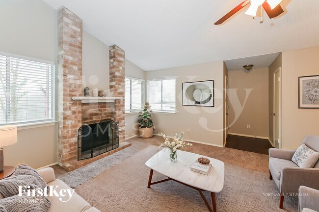 Foto del edificio - 6316 Porterway Dr