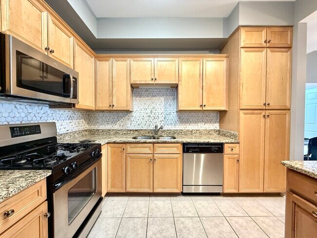 Foto del edificio - 8711 W Bryn Mawr Ave