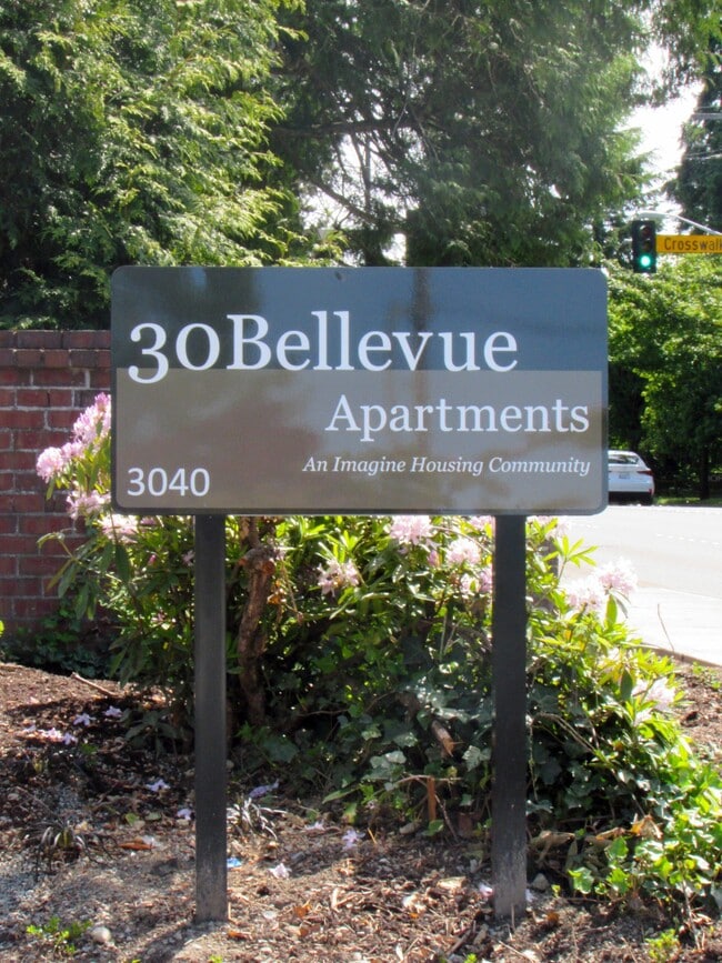Building Photo - 30 Bellevue