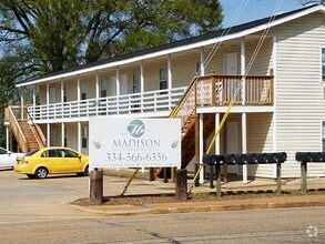 Pet Friendly Townhouses For Rent In Troy Al 36 Townhouses Apartments Com Pet Friendly Townhouses For Rent In Troy Al 36 Townhouses Apartments Com