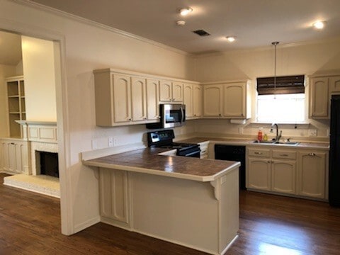 Building Photo - Beautiful 3 bedroom on corner lot in Azalea Lakes