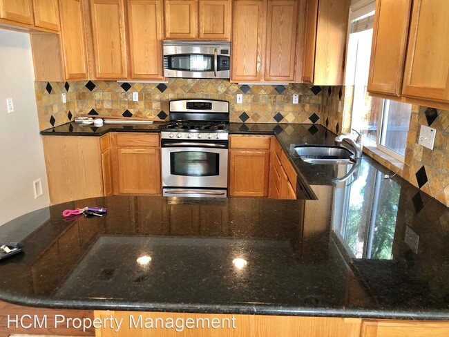 Building Photo - 3 br, 2.5 bath House - 17 Breezy Meadows