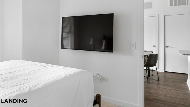 Foto del edificio - 2110 Birkhall St