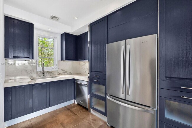 Foto del edificio - Northeast 101st Street, Miami Shores, FL 33138 - 5 BR 3 BA single-family home