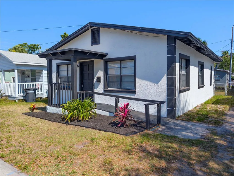 Foto principal - 1106 Carlton St