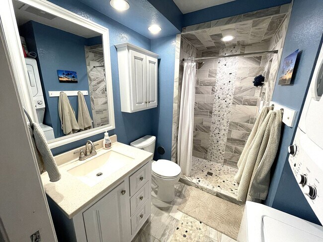 Foto del edificio - Furnished Ground Floor Southpointe Condo Available