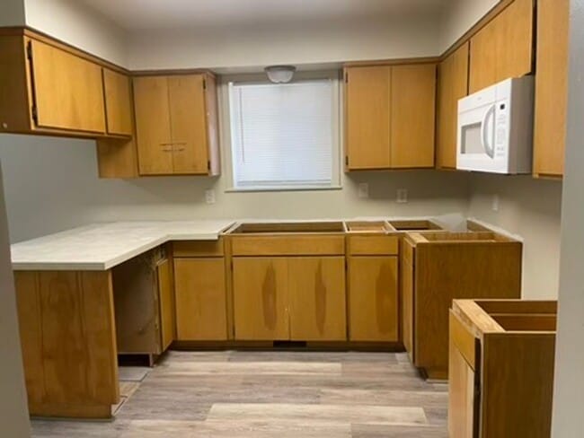 Building Photo - 3 bedroom, 2 bath Single Family Home, Vernal