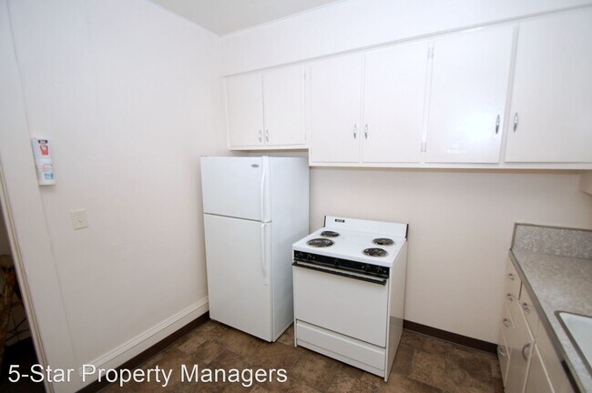Foto del edificio - 2 br, 1 bath House - 317 S. 5th St. Apt. 2