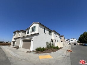 Building Photo - 25198 Harmony Ave
