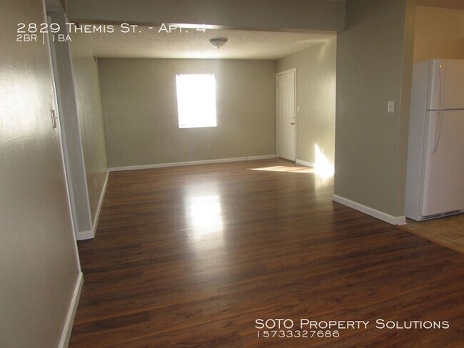 Building Photo - 2829 Themis St