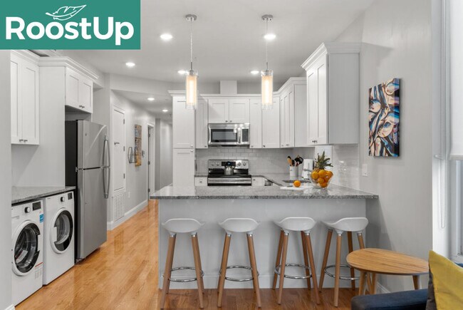 Foto del edificio - Furnished Bedroom with Private Bath in South Boston