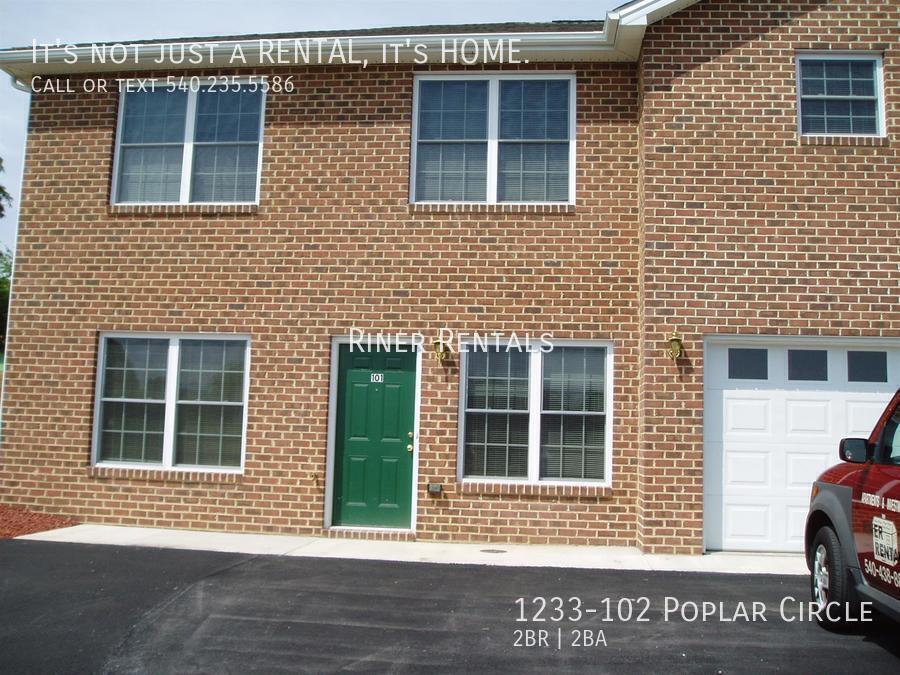 Primary Photo - 1233-102 Poplar Circle-